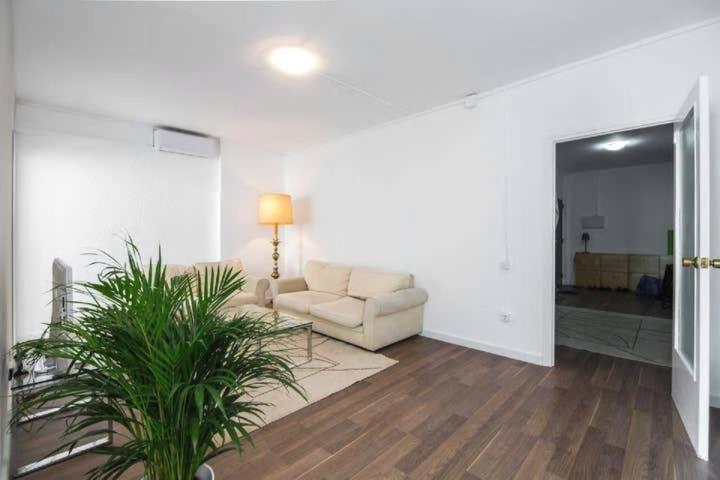 Sagarda Familia Private Sunny Room Barcelona Zewnętrze zdjęcie